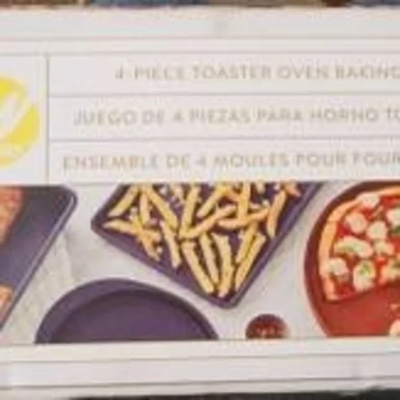 Wilton Navy Blue 4-Piece Toaster Oven Baking Set - Picture 4 of 9